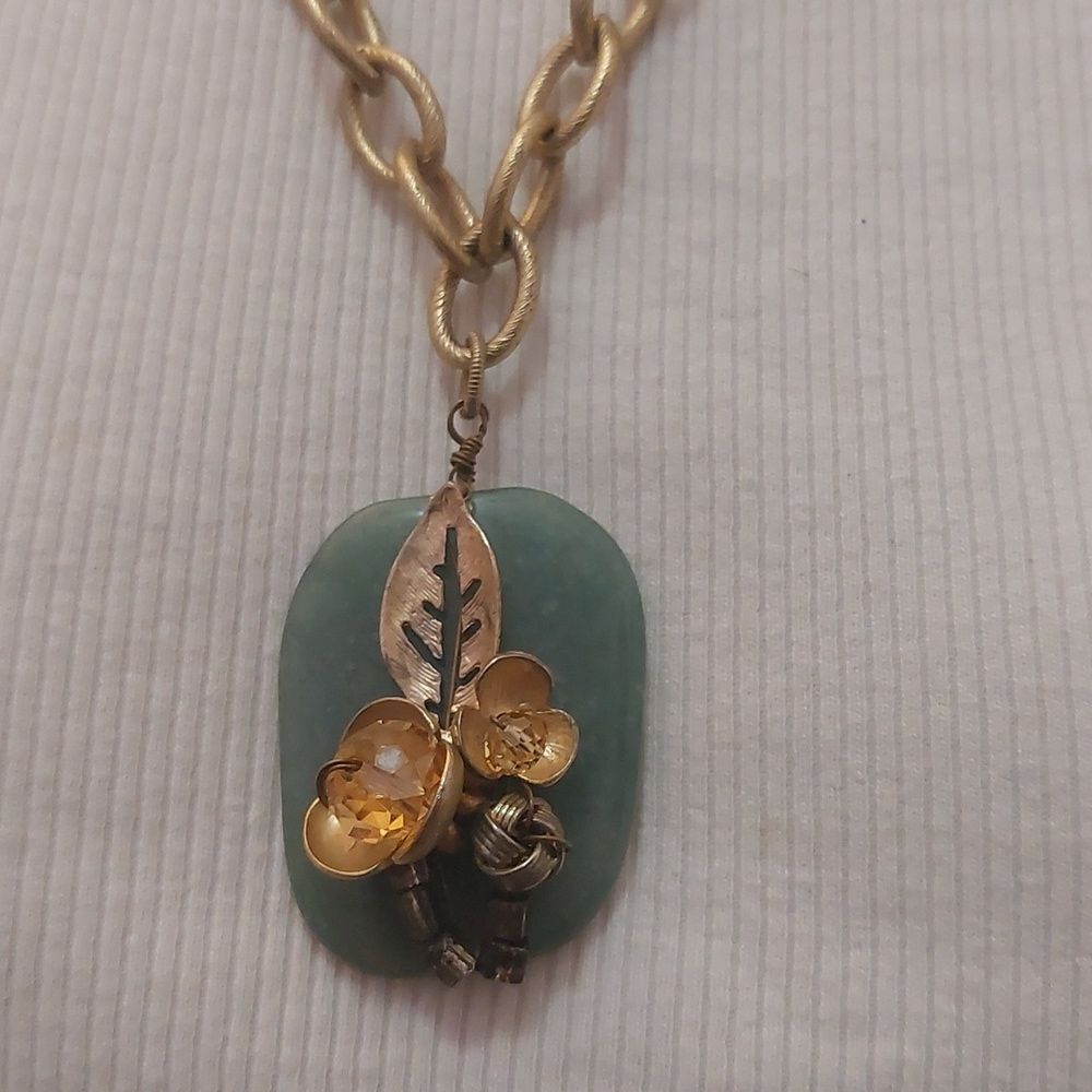 Natural Aquamarine Stone Wire Wrapped Leaf Flower Cluster Gold Tone Necklace